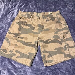 RedHead Men's Tan and Gray Cargo Shorts Multiple Pocket Size 38